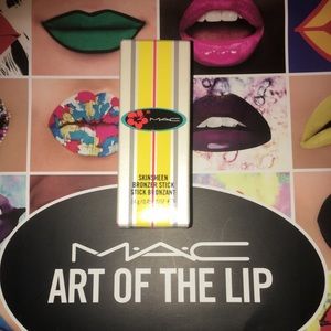 Billionaire Bronze Skinsheen Bronzer Stick